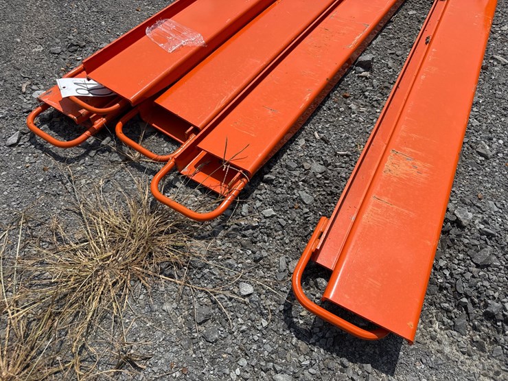#84-•-(5)-sets-of-pallet-fork-extensions-image-2