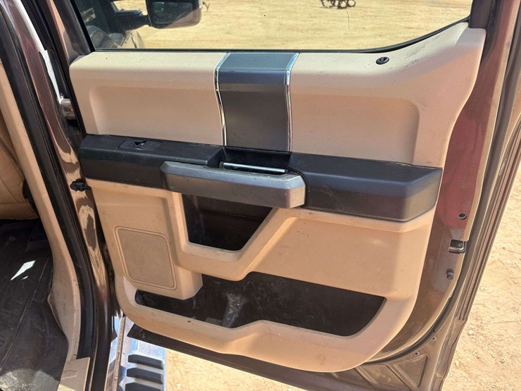 2017-ford-f250-image-21