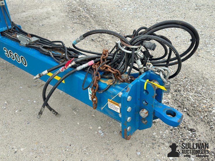 2008-kinze-3600-image-10