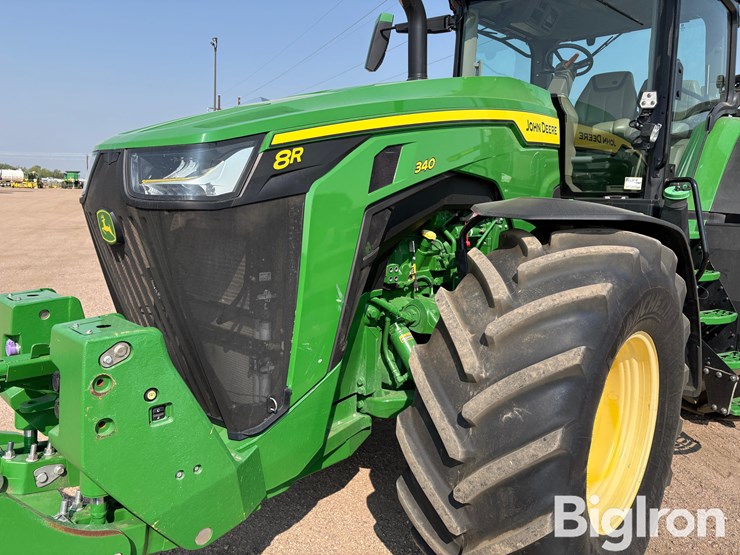 2023-john-deere-8r-340-image-17
