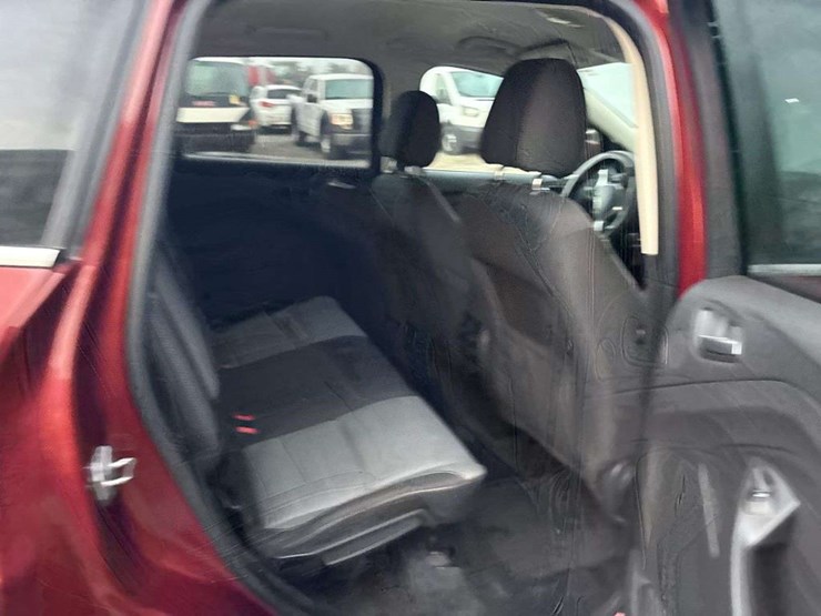 2014-ford-escape-se-image-12