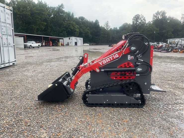 agt-skid-steer-loader-image-3