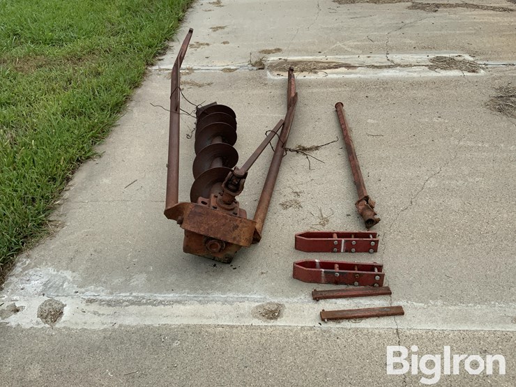 international-2-pt-post-hole-digger-image-6