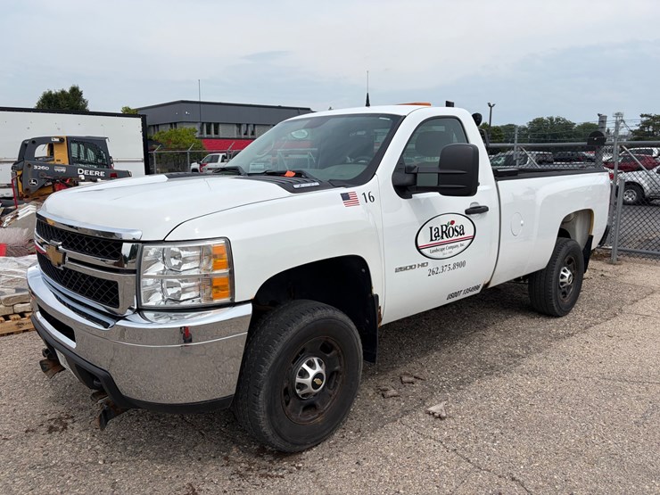 2012-chevrolet-3500-image-1
