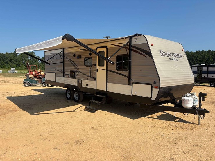 2018-sportsmen-le-32'-bumper-pull-camper-image-4
