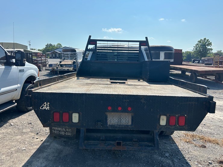 2004-chevrolet-3500-image-6
