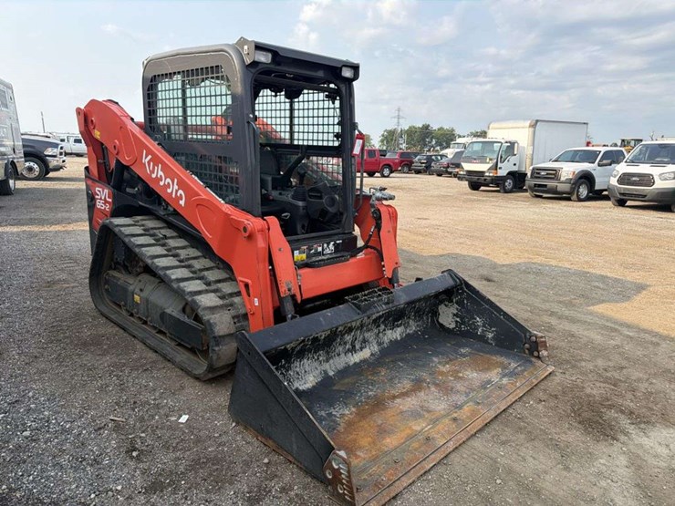 kubota-svl65-2-image-7