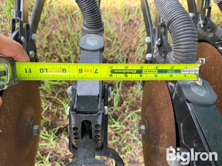 2020-john-deere-455-image-12