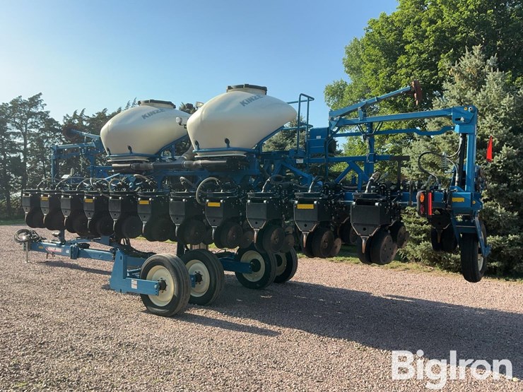 2021-kinze-3605-image-7