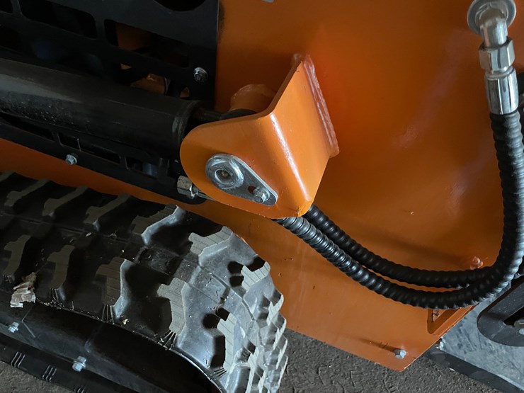 #9733-•-land-honor-mini-skid-steer-loader-image-20