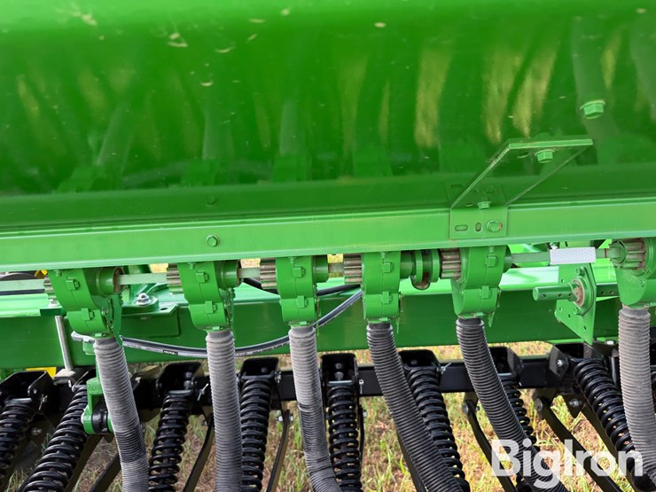 2020-john-deere-455-image-14