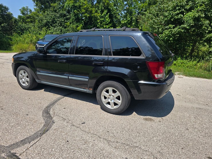 2009-jeep-grand-cherokee-image-7
