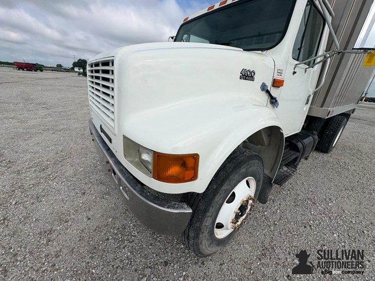 1999-international-4900-image-18