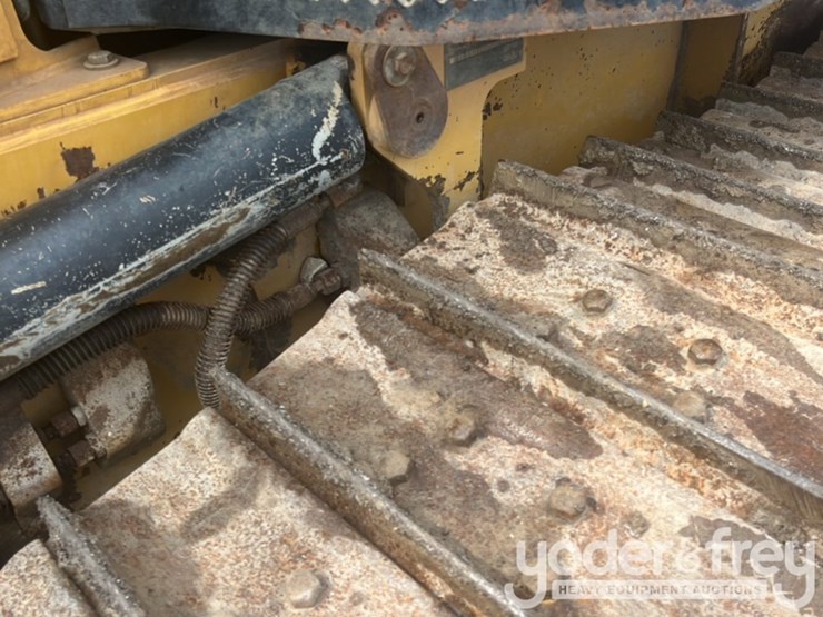2017-caterpillar-d5k2-xl-image-25