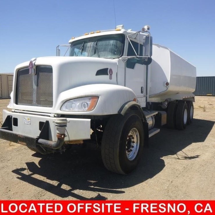 2011 KENWORTH T400