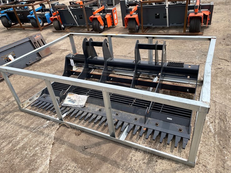 #9795-•-wolverine-skid-steer-land-leveler-attachment-image-1