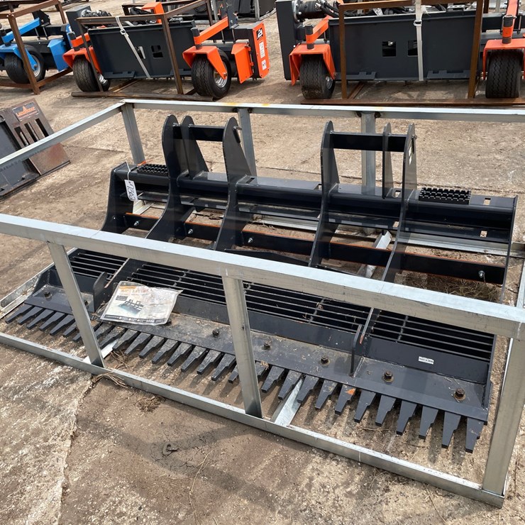 #9795 • Wolverine Skid Steer Land Leveler Attachment