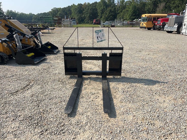 mower-king-skid-steer-forks-48-inch-image-3
