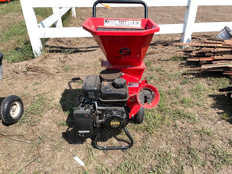 #7965-•-great-circle-chipper-shredder-image-2