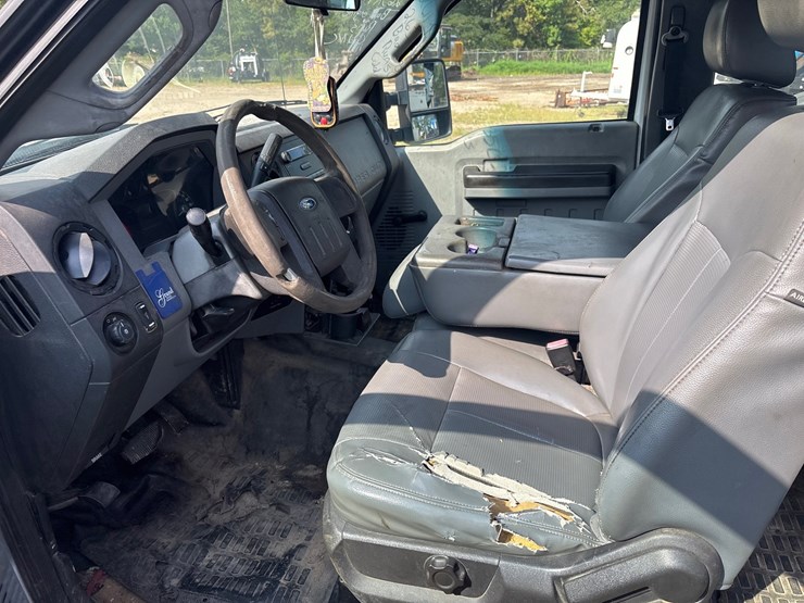 2014-ford-f350-image-10
