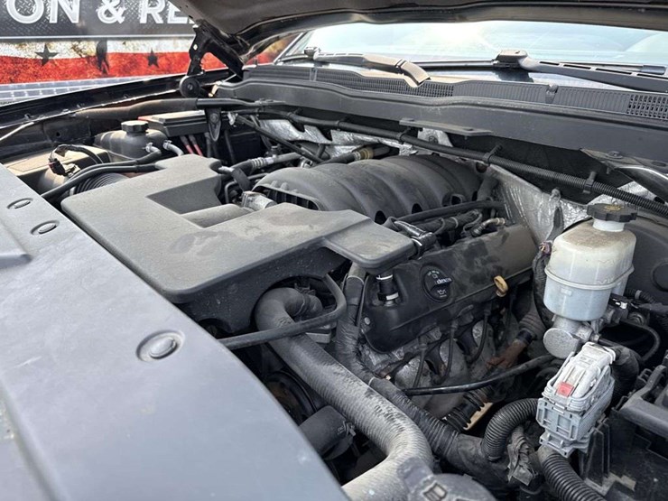 2015-chevrolet-silverado-1500-image-27