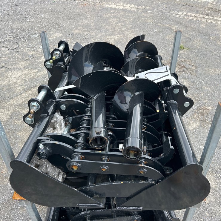 #12 • MINI EXCAVATOR ATTACHMENT SET