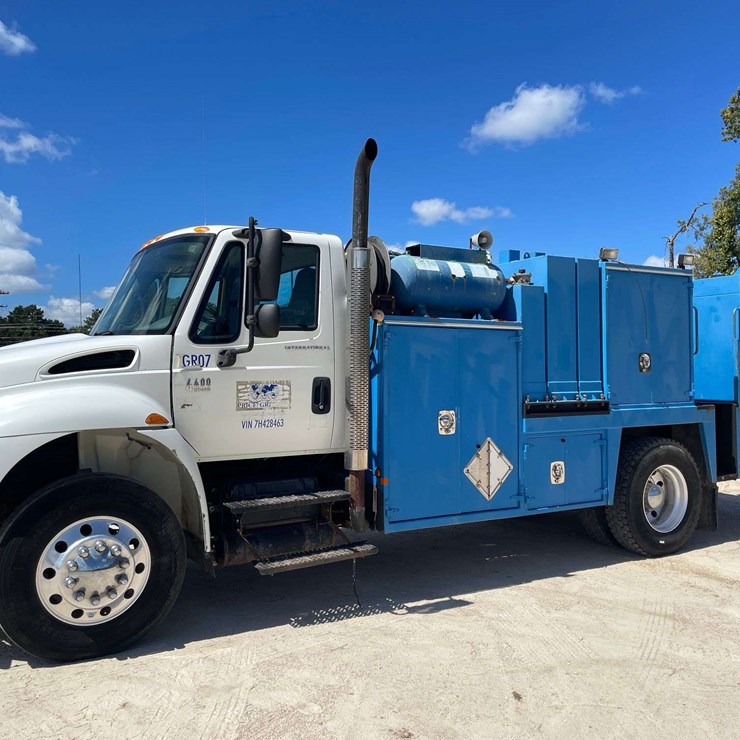 2006 INTERNATIONAL DURASTAR 4400