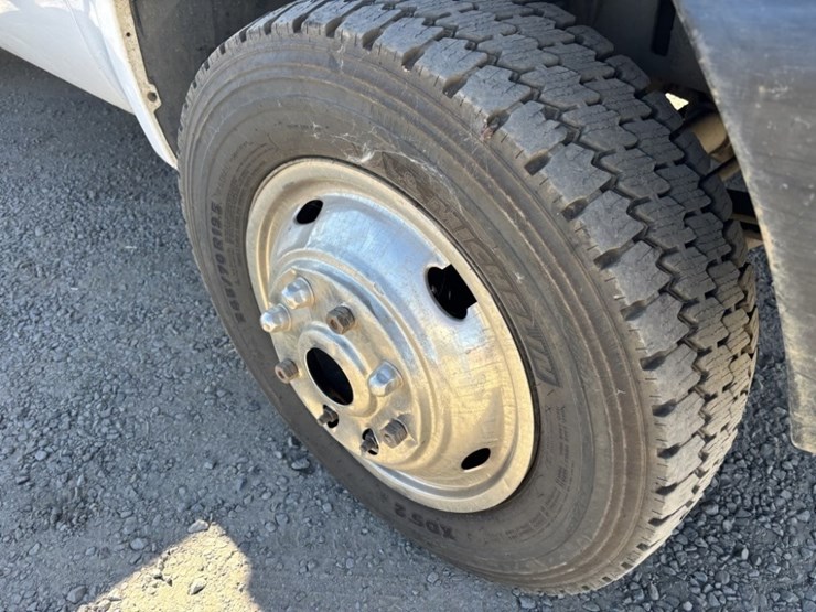 1999-ford-f450-image-11