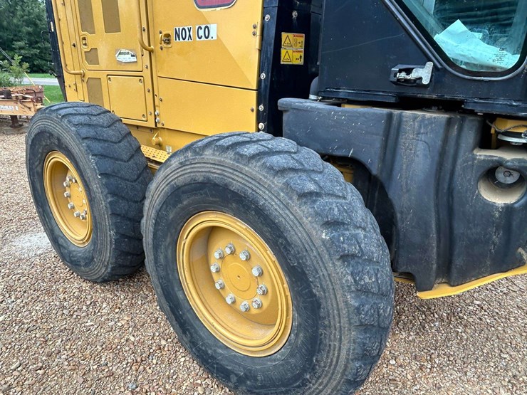 2020-caterpillar-140-image-24