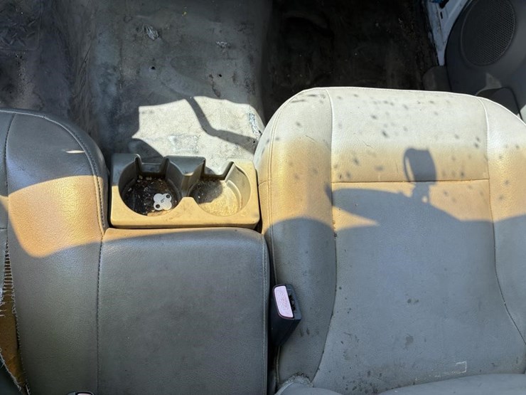 2005-chevrolet-colorado-image-18