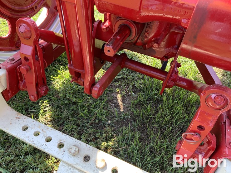 mccormick-farmall-super-c-2wd-tractor-image-10