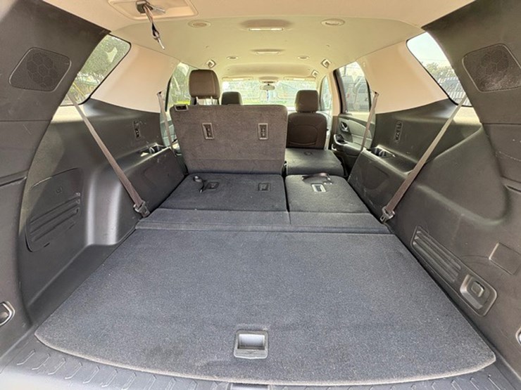 2021-chevrolet-traverse-image-7
