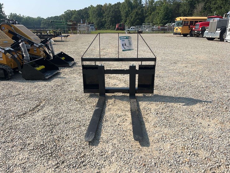 mower-king-skid-steer-forks-48-inch-image-3