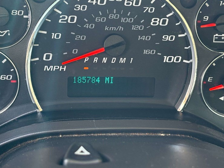 2018-chevrolet-express-2500-image-29