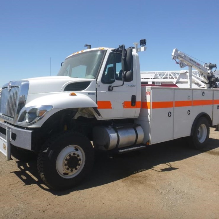 2013 INTERNATIONAL 7300