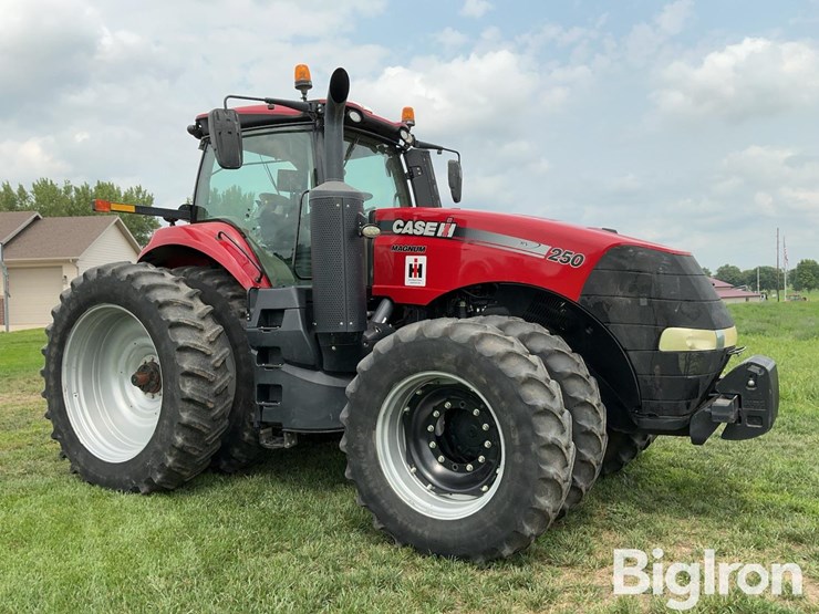 2018-case-ih-magnum-250-image-3