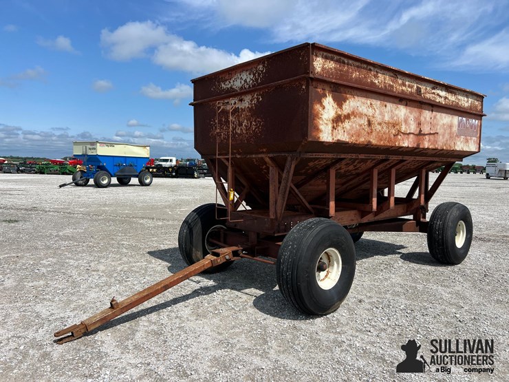 m&w-little-red-wagon-image-1
