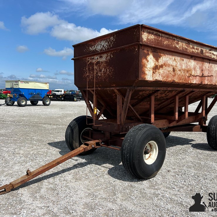 M&W LITTLE RED WAGON