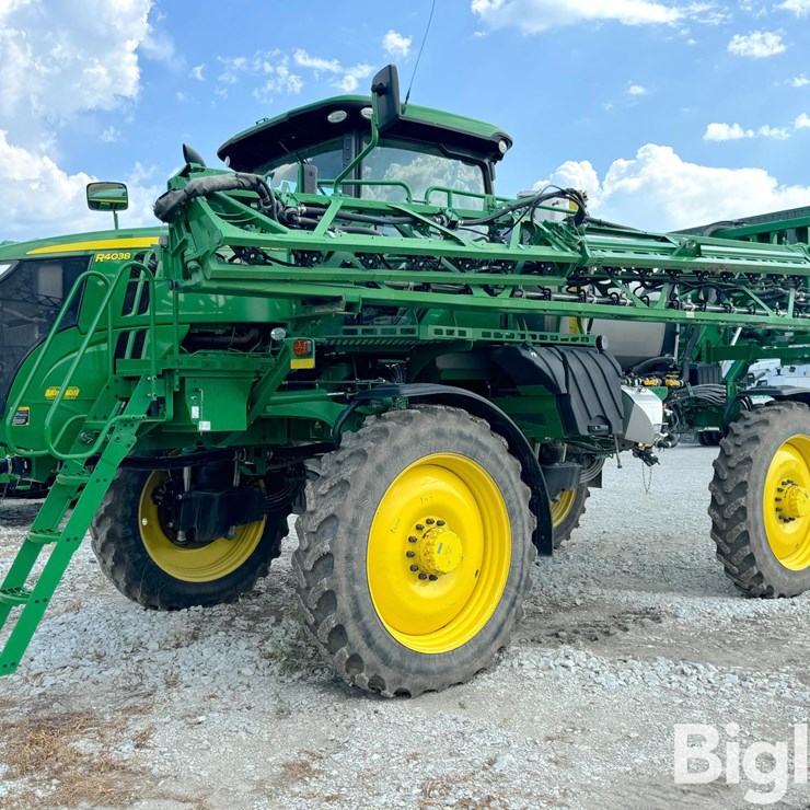 2020 JOHN DEERE R4038