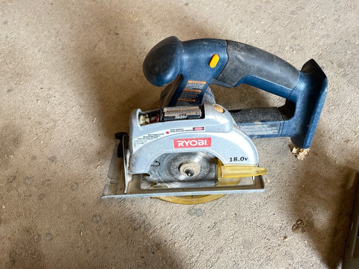 #10119-•-(4)-ryobi-18v-battery-powered-power-tools-image-9