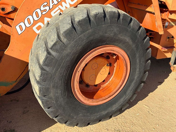 doosan-mega-200-v-image-7
