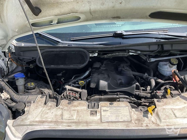 2019-ford-transit-image-11
