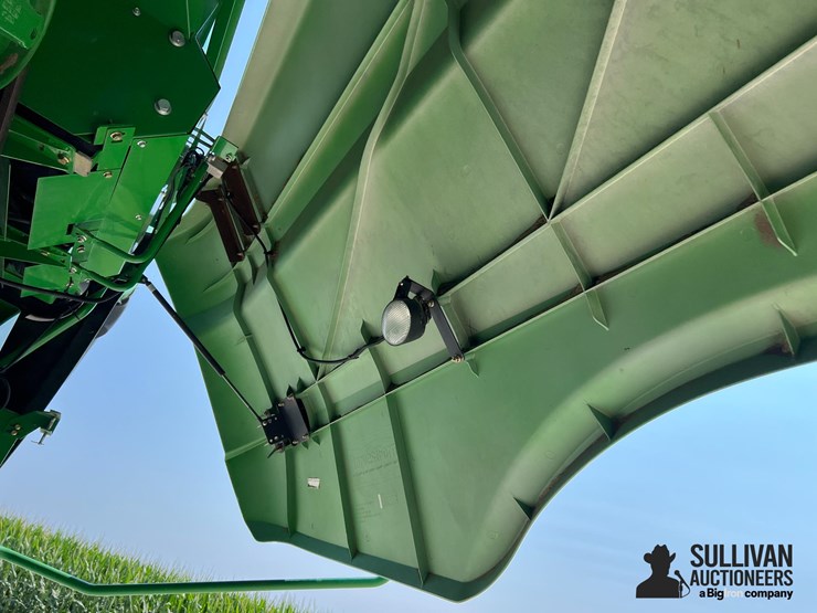 2012-john-deere-s670-image-19