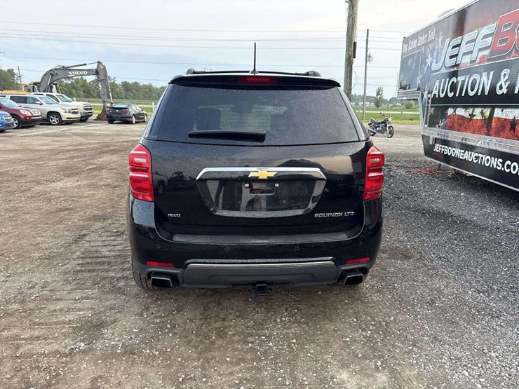 2016-chevrolet-equinox-image-3