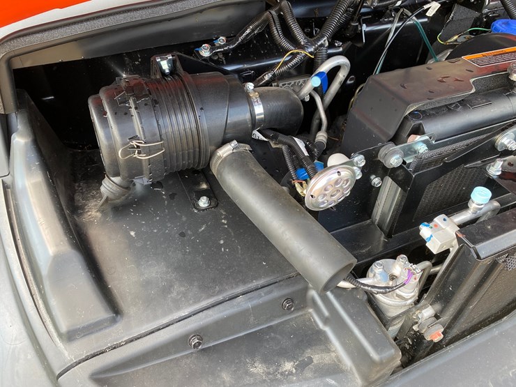 2020-kubota-rtv-x1100c-image-27