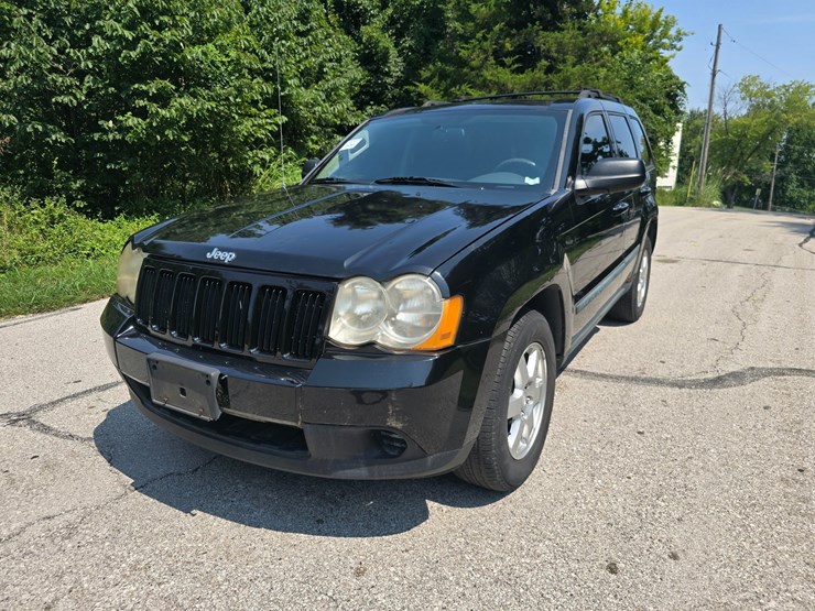 2009-jeep-grand-cherokee-image-1