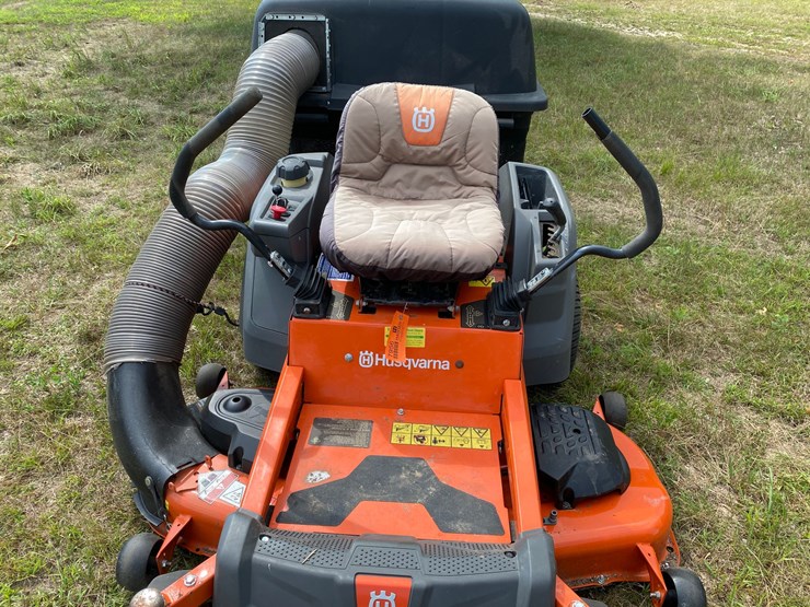 #7956-•-husqvarna-z254f-zero-turn-lawn-mower-image-7