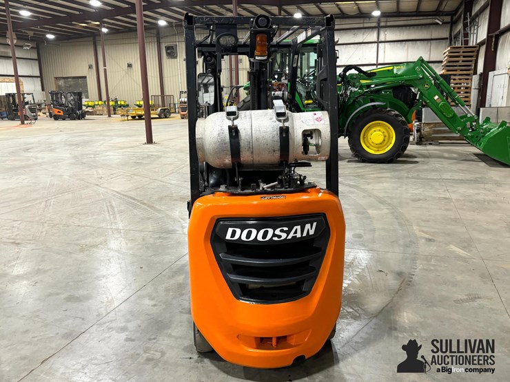 2019-doosan-gc20sc-9lp-forklift-image-6