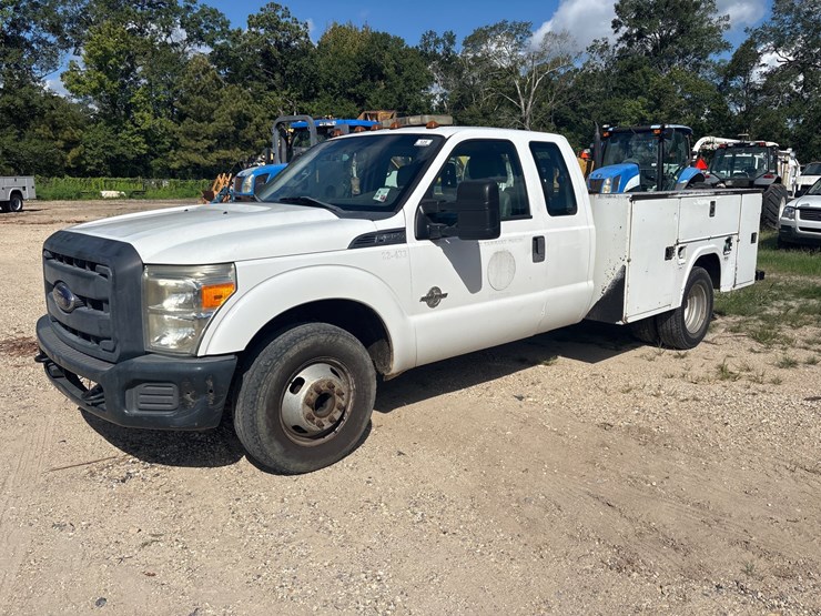 2014-ford-f350-image-1