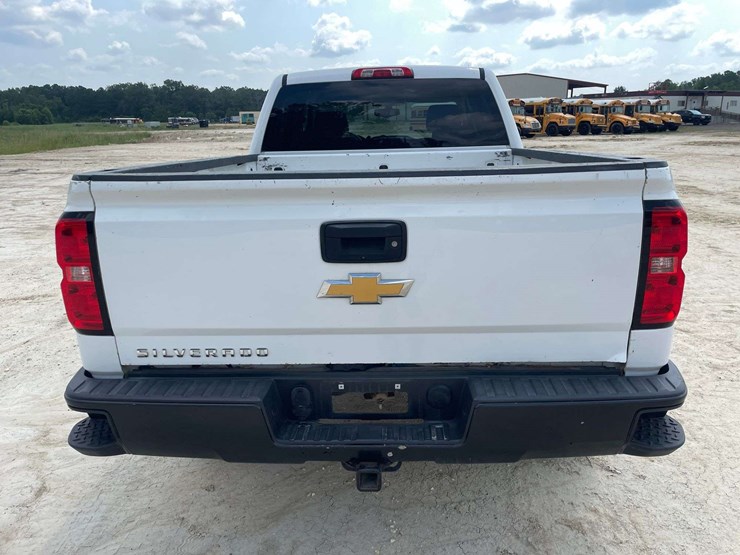 2017-chevrolet-silverado-1500-image-6